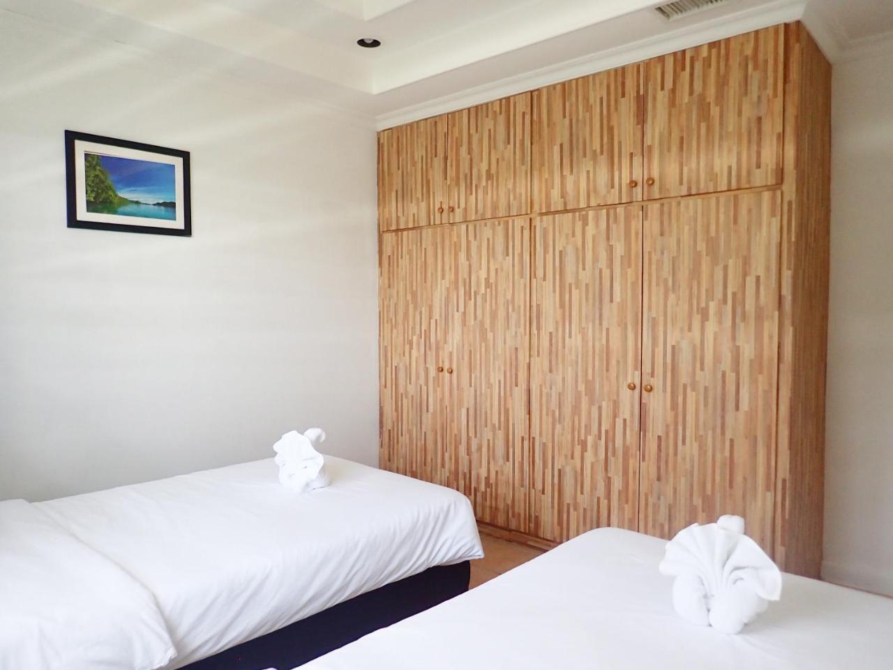 קורור Blue Ocean View Hotel מראה חיצוני תמונה