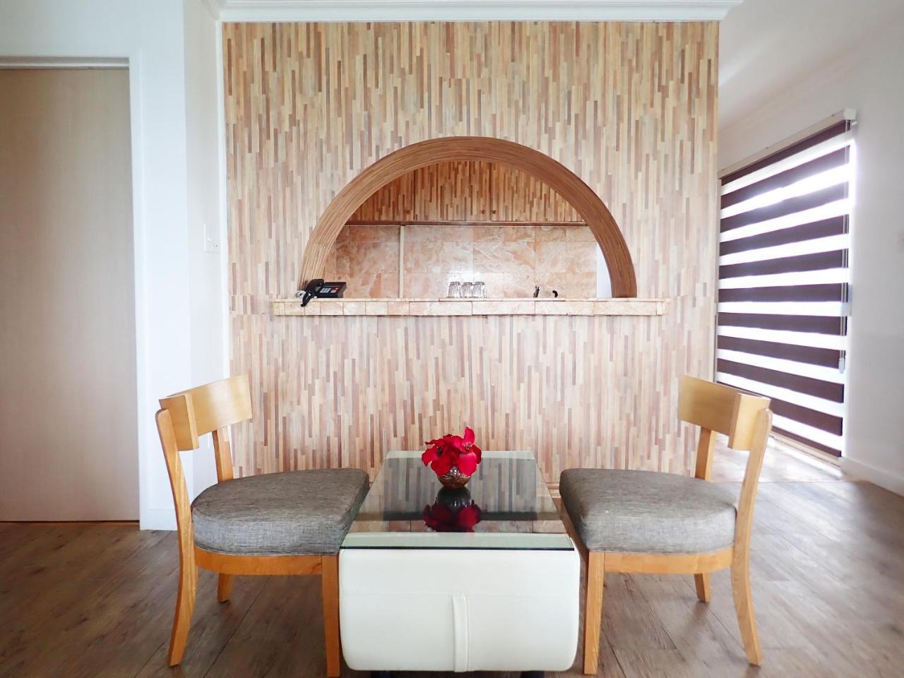 קורור Blue Ocean View Hotel מראה חיצוני תמונה