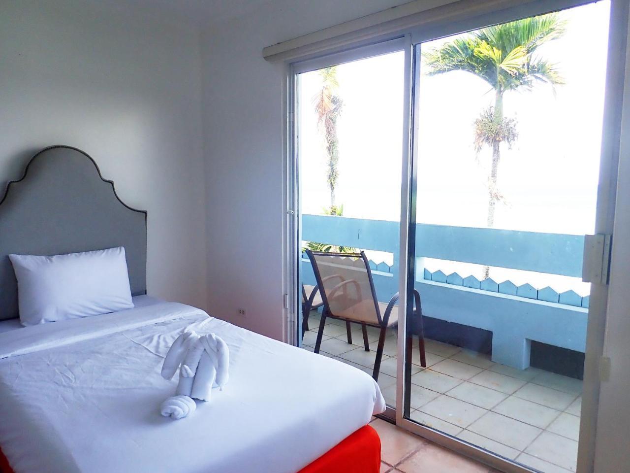 קורור Blue Ocean View Hotel מראה חיצוני תמונה