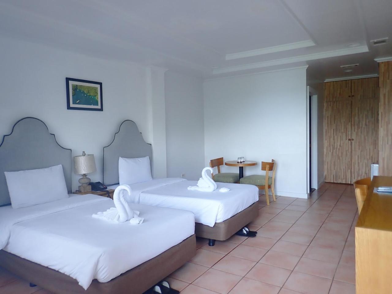 קורור Blue Ocean View Hotel מראה חיצוני תמונה