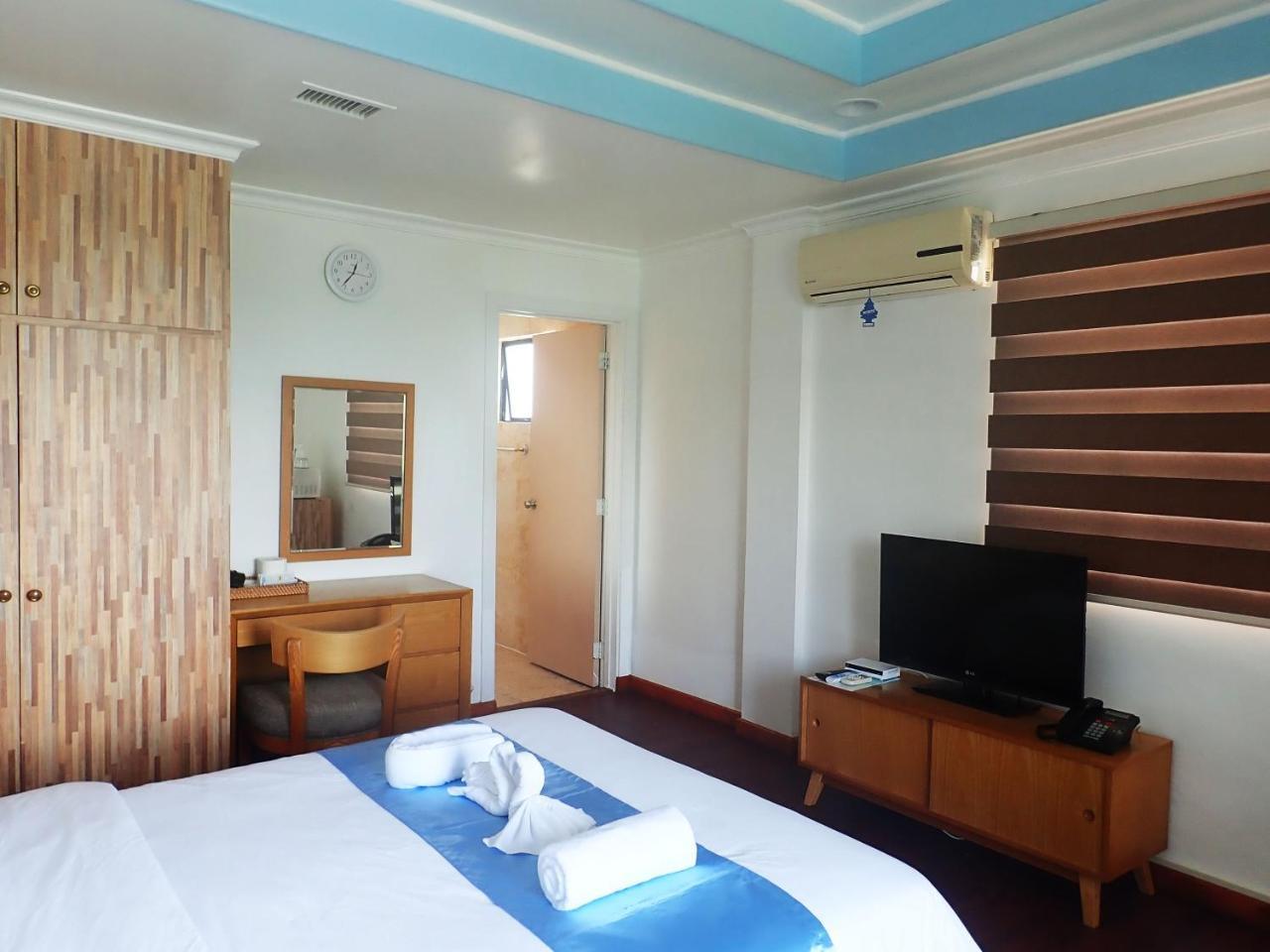 קורור Blue Ocean View Hotel מראה חיצוני תמונה