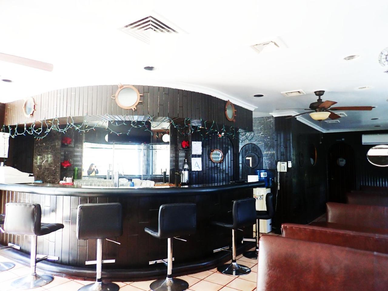 קורור Blue Ocean View Hotel מראה חיצוני תמונה